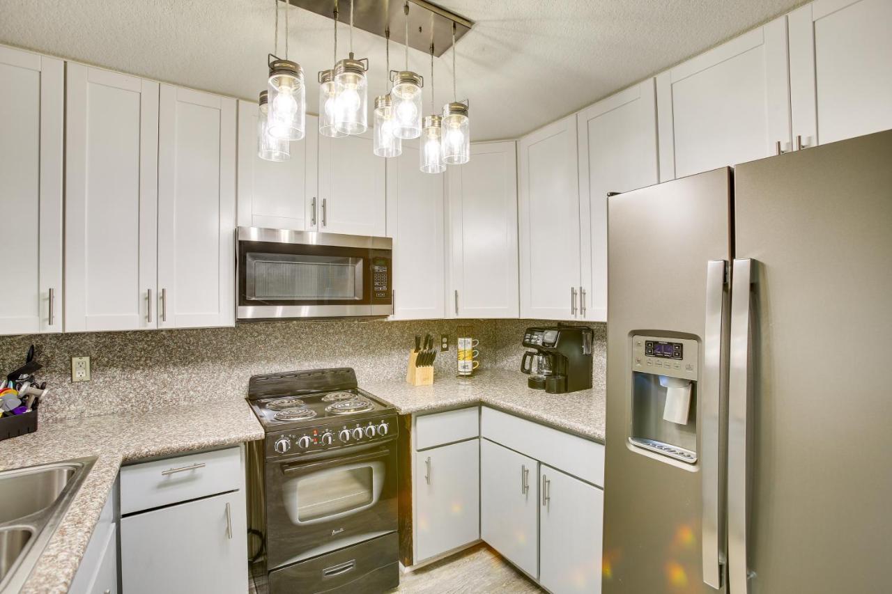 Galveston Cottage About 1 Mi To Beach Pet Friendly! Eksteriør billede