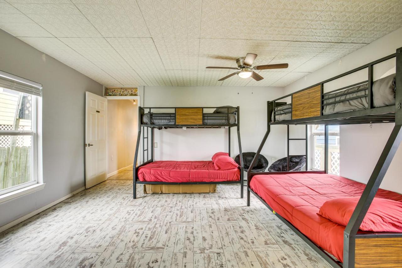 Galveston Cottage About 1 Mi To Beach Pet Friendly! Eksteriør billede