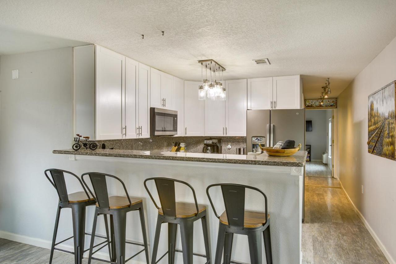Galveston Cottage About 1 Mi To Beach Pet Friendly! Eksteriør billede