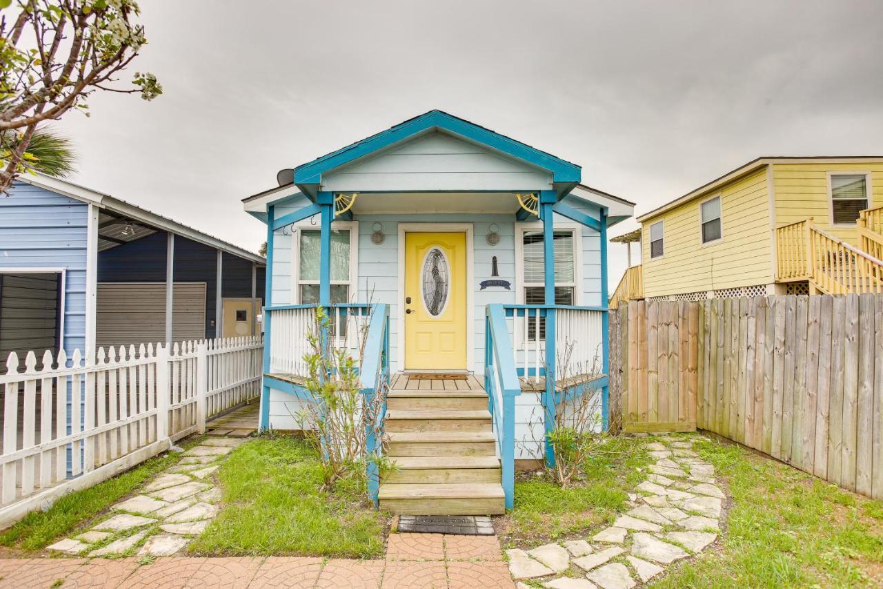 Galveston Cottage About 1 Mi To Beach Pet Friendly! Eksteriør billede